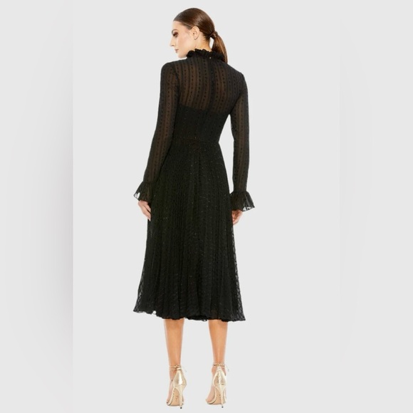 NWT Mac Duggal Embroidered Long Sleeve Ruffle Dress Sz 0 Black Style #49627 - Picture 3 of 9